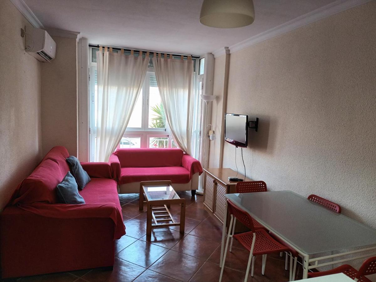 Apartamentos Vialia Sol Y Playa Malaga Exterior photo
